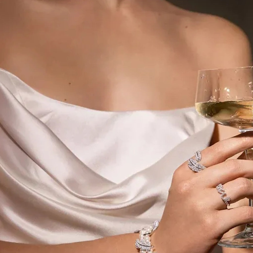 Perline White Wave Ring