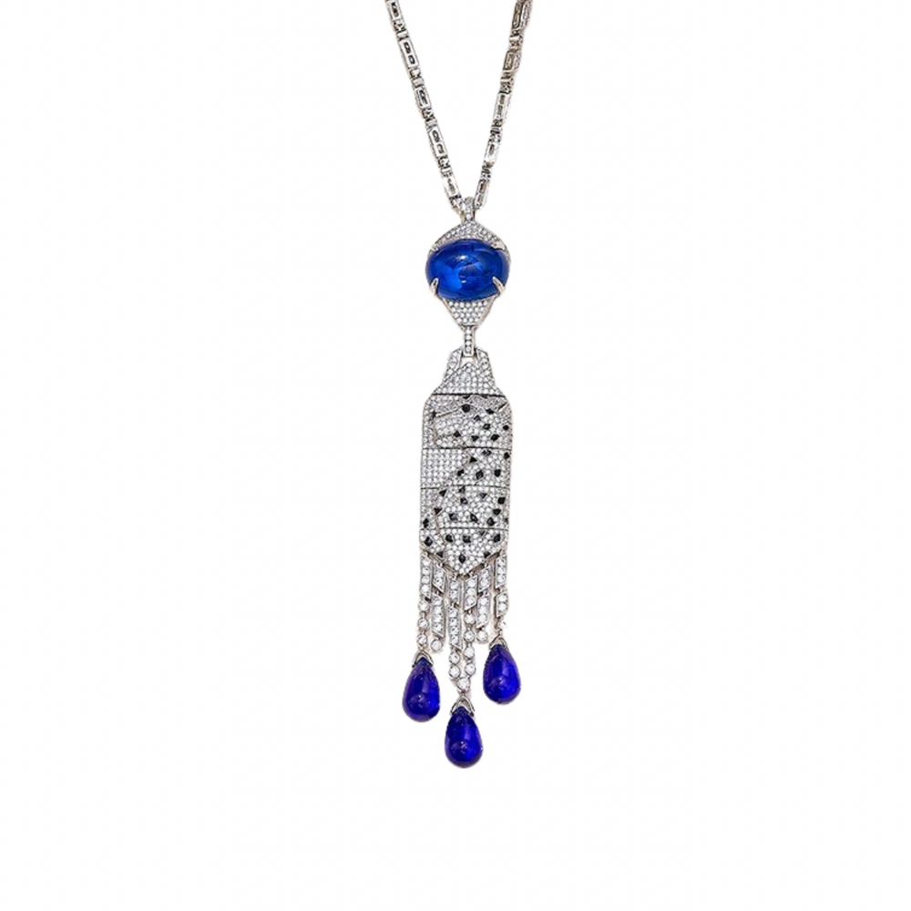 Radwina Oval Tassel Necklace