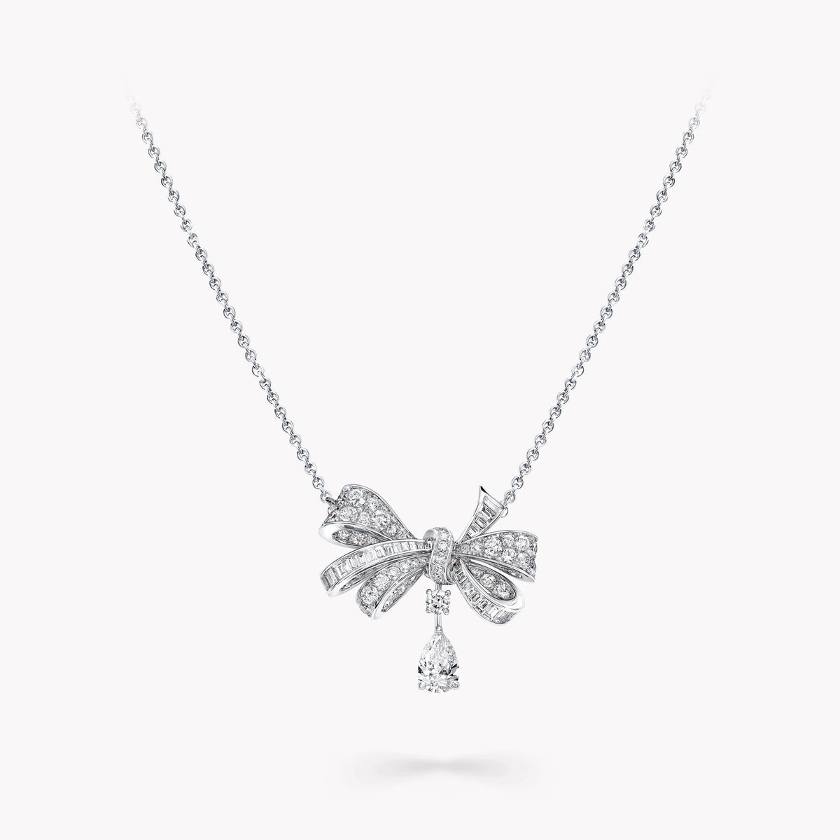 Rayé White Butterfly Necklace