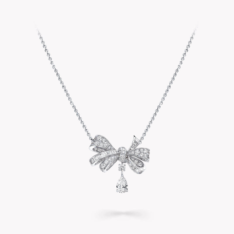 Rayé White Butterfly Necklace
