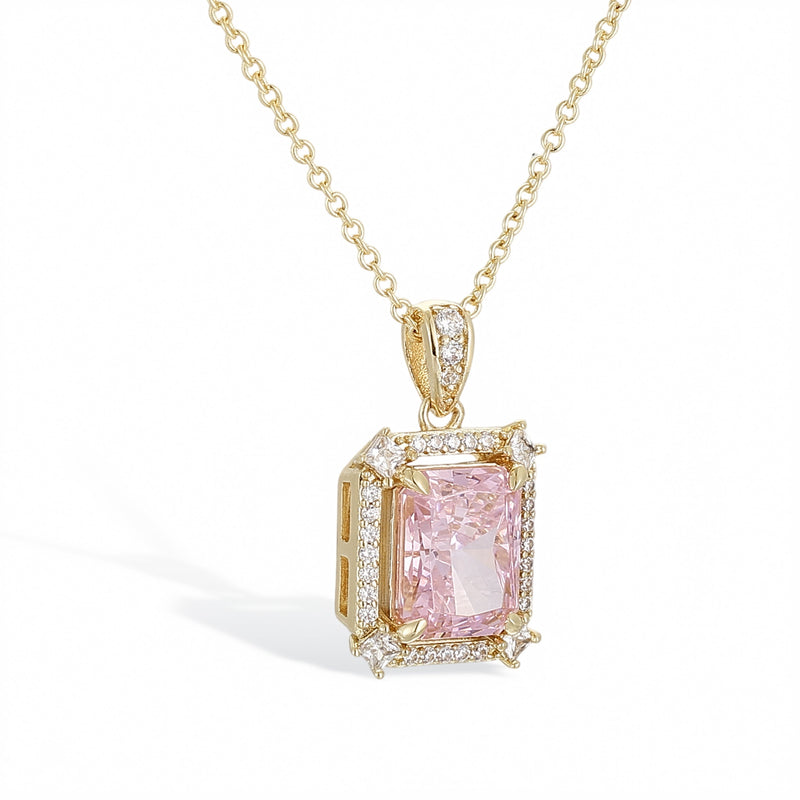 Renée Elegant 18K Gold Pink Necklace