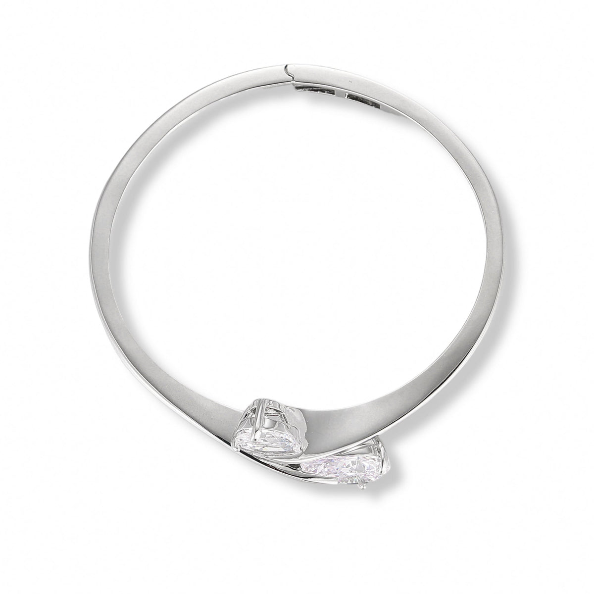 Roxana 14K Gold Teardrop Bangle