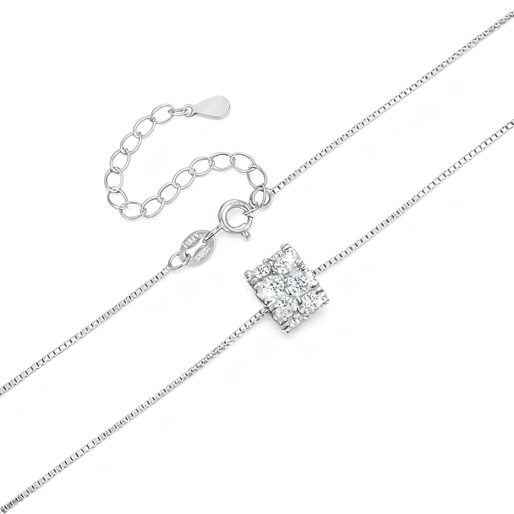 Séverine White Round Necklace