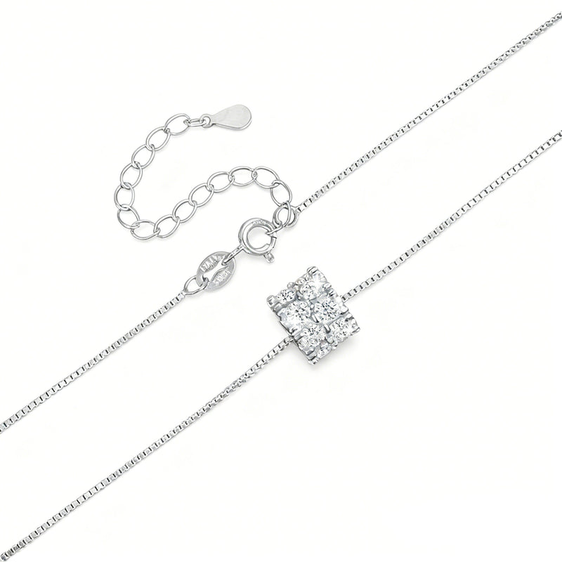 Séverine White Round Necklace