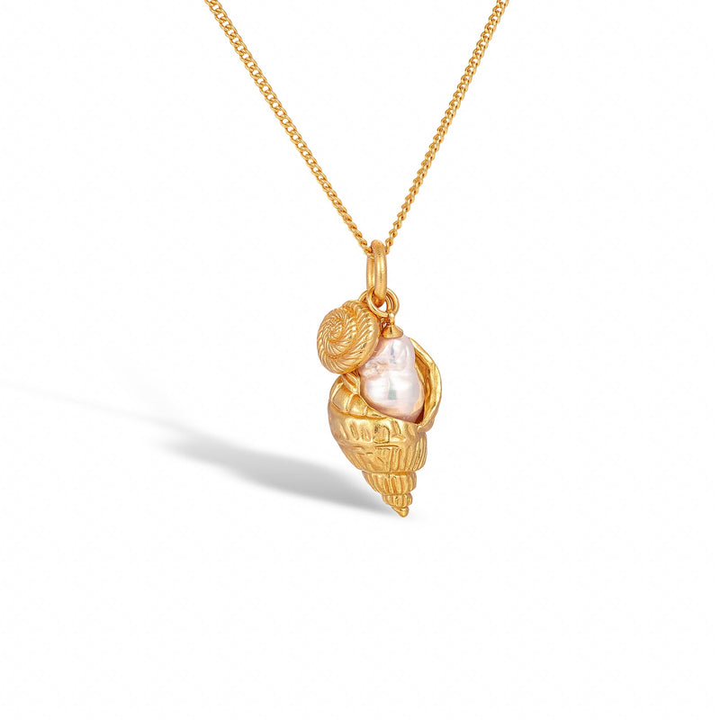 Sieglinde 14K Yellow Gold Sculpted Shell Peal Necklace