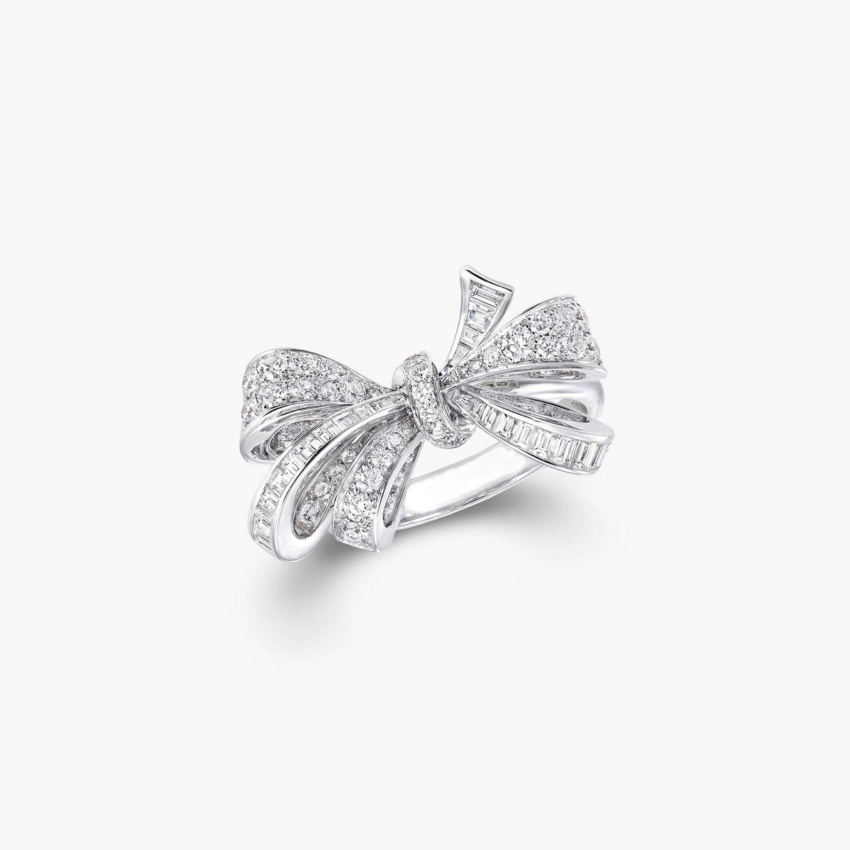 Stylisé White Butterfly Ring