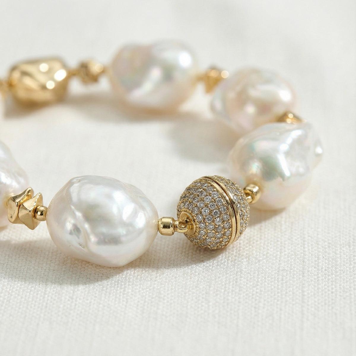 Témoin de bonheur Baroque Pearl Bracelet