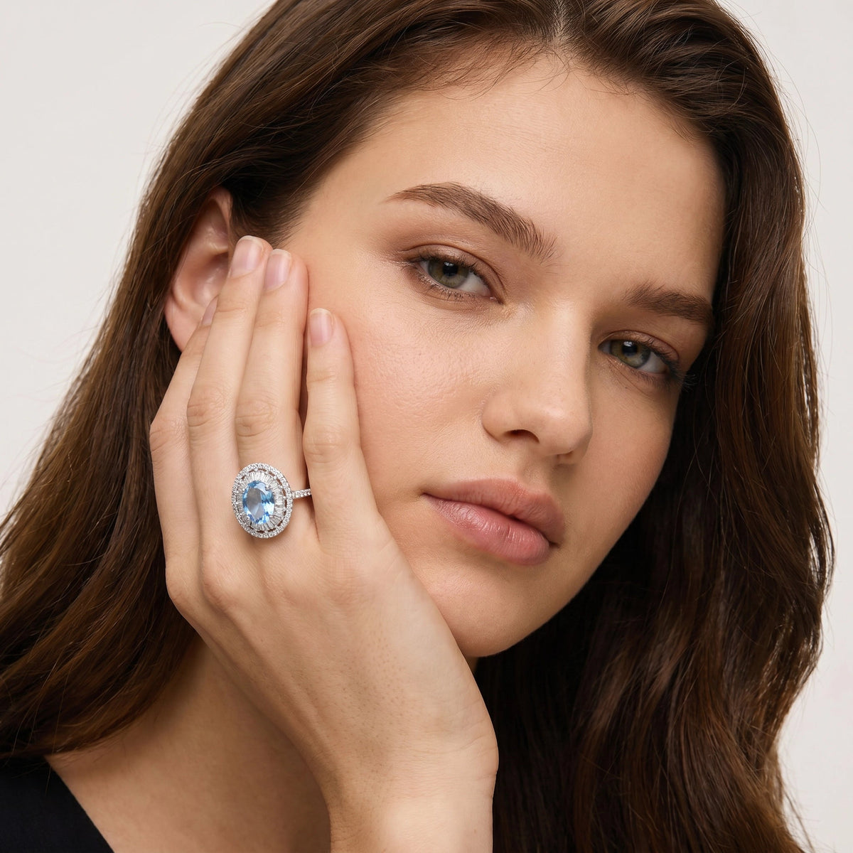 Ulmlind Blue Oval Ring