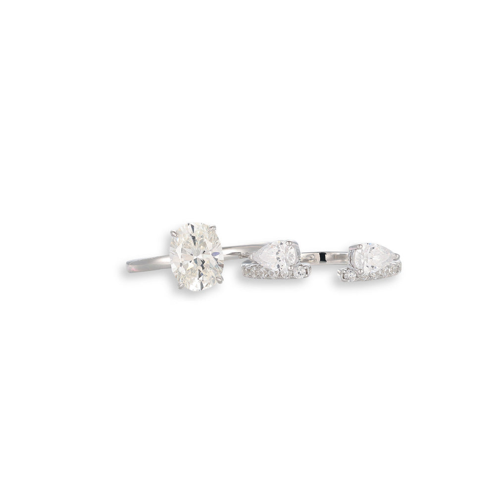 Yasmin White Oval Teardrop Ring Set