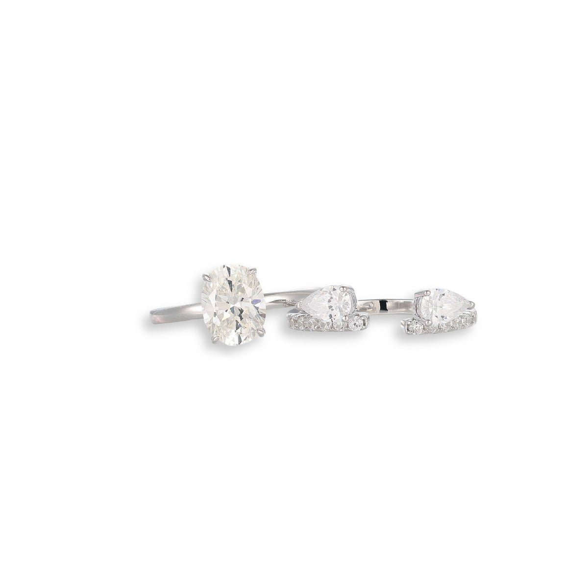 Yasmin White Oval Teardrop Ring Set