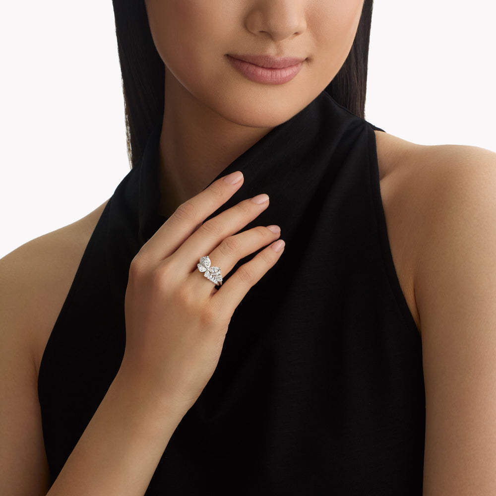 Zelma Asymétrique White Butterfly Ring